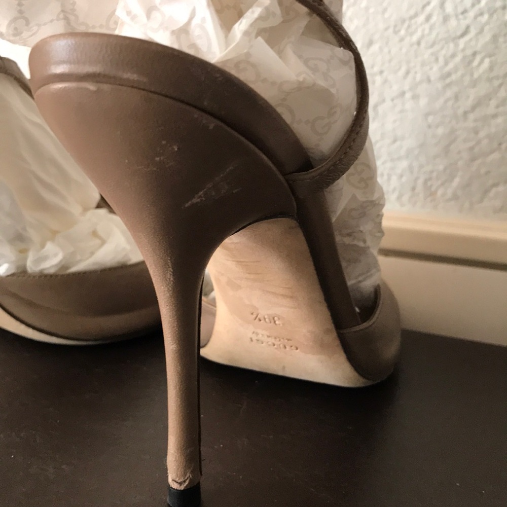 🔥Gucci shoes 🔥 Special Edition - Picture 5 of 8